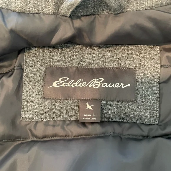 Large Eddie Bauer Grey Winter Coat - Picture 5 of 10